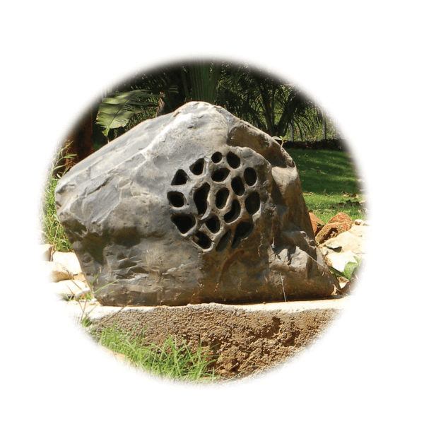 RS 650 landscape rock speaker - Image 4